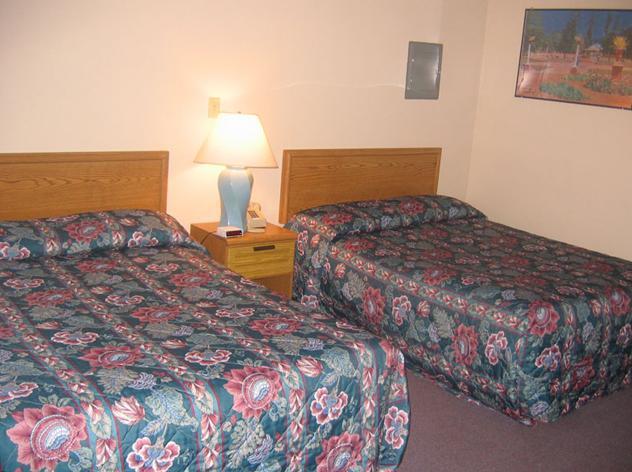 Knotty Pine Motel Salisbury Zimmer foto